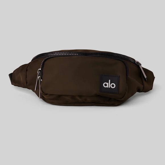ALO Yoga Handbags - Alo Explorer Fanny Pack - Espresso NWT